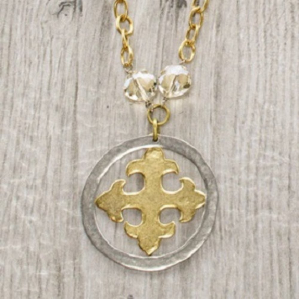 Brasilia Necklace - Maltese cross and circle pendant - Picture 2 of 4